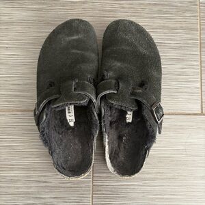 BIRKENSTOCK Sherling Boston in Black